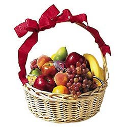 корзины - купить фруктовую корзину с манго и персиками с доставкой в Нижнем Новгороде